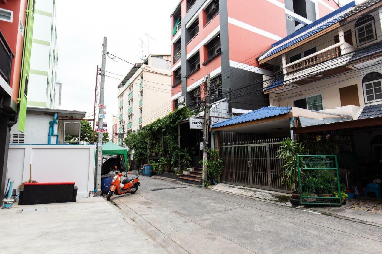 Mango 10 House Hotel Bangkok Exterior photo
