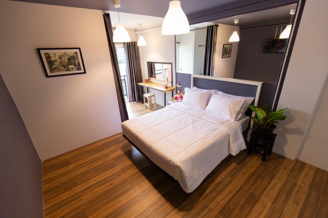 Mango 10 House Hotel Bangkok Exterior photo